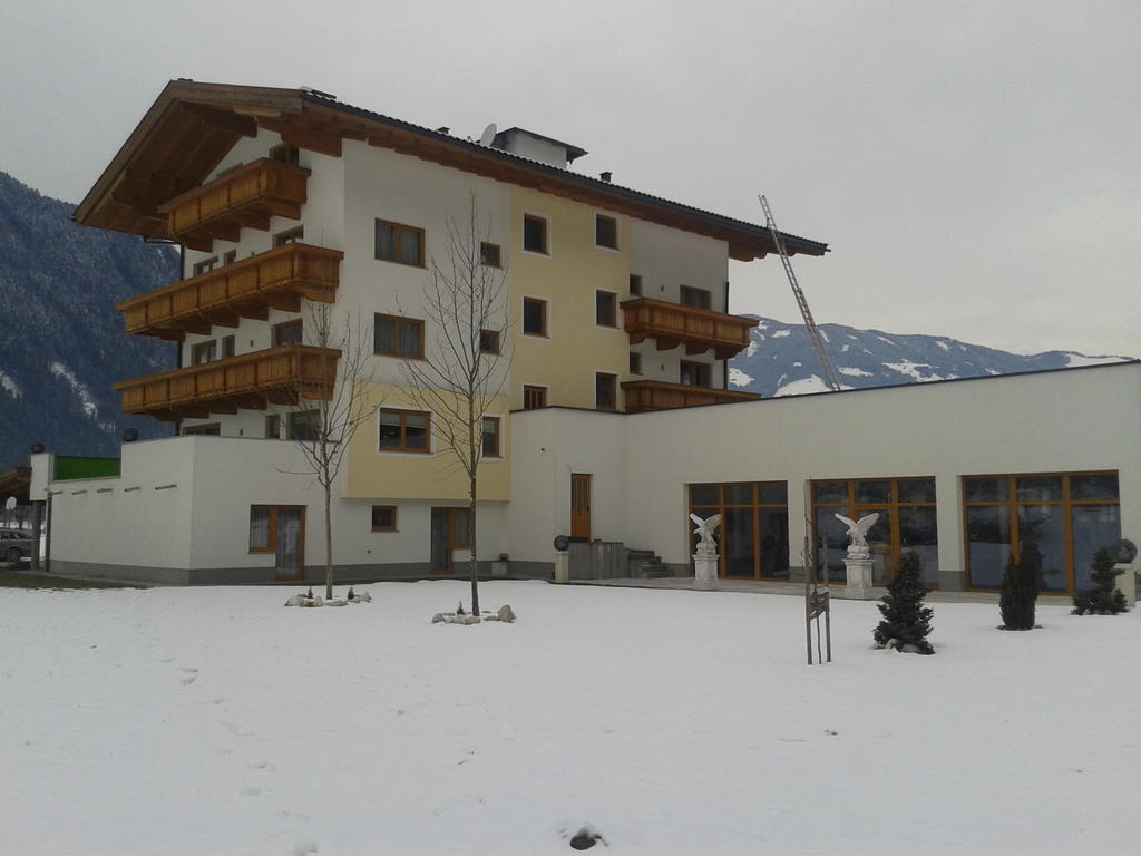 Apparthotel Stoanerhof อูแดร์นส์ ภายนอก รูปภาพ